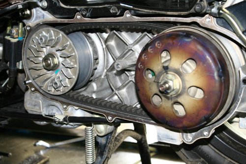 Gak Hanya Selip, Ini Efek Samping Motor Matic Gak Pasang Paking CVT