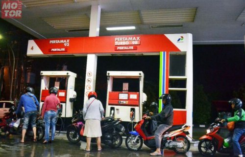 Ngomongin Mitos, Benarkah Isi BBM Saat Hujan Bisa Dapat Lebih Banyak?