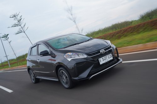 Kesengsem Daihatsu Sirion? Simak Dulu Nih Seirit Apa Mobilnya