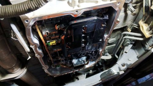 Alasan Wajib Cek Filter Oli Transmisi Matik Mobil Secara Berkala