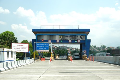 Update Tarif Tol Semarang-Batang Terbaru, dari Batang ke Kalikangkung Bayar Segini
