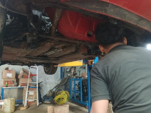 Ini Dampak Oli Mesin Mobil Bekas Rembes Didiamkan Pasca Mudik