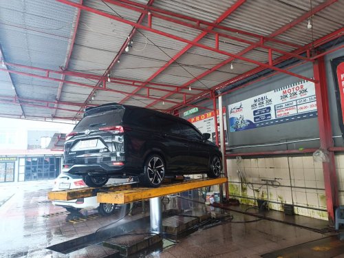 Ternyata Ini Dampak Asal-asalan Saat Mencuci Mobil Bekas Kesayangan