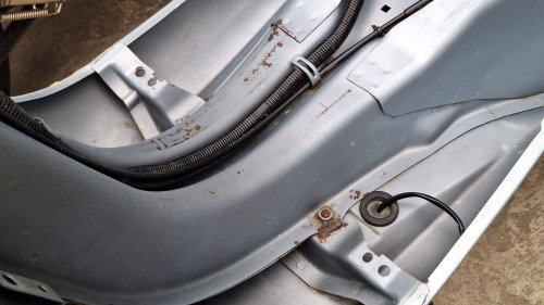 Trik Mudah Mengatasi Baut Yang Berkarat Di Motor Bekas, Simak Caranya