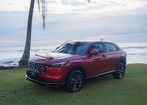 Honda, Honda HR-V, Hybrid Seru Bawa Honda HR-V e:HEV Juara Small SUV GridOto Award 2025