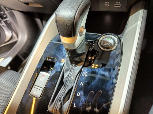 Ketahui Cara Inspeksi Sebelum Beli Mobil Matik, Perhatikan Bagian Ini!