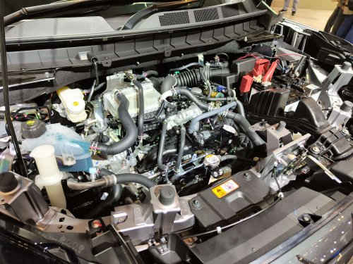 Mitsubishi, Mitsubishi Destinator, Mitsubishi Destinator SUV Muat Banyak, Mesin Turbo Dengan Konsumsi Bensin Irit