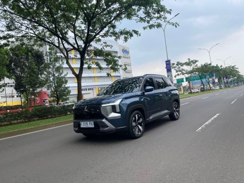 Mitsubishi Destinator, Mitsubishi, Destinator Punya Fitur Mitsubishi Connect, Berapa Biaya Langganannya?