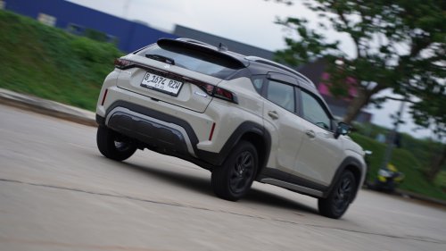 Suzuki  | Lebih Irit Suzuki Fronx SGX AT atau GL AT, Begini Hasil Tesnya