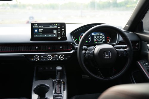 Honda, Honda Civic, Ikonik, Honda Civic RS e:HEV Juara Medium Sedan GridOto Award 2025