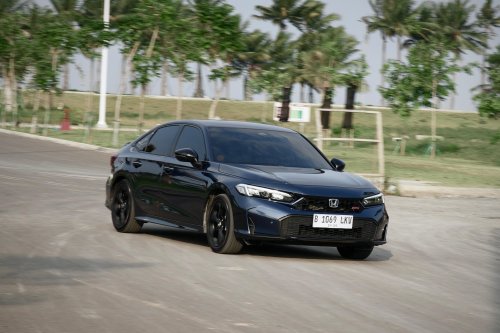 Honda, Honda Civic, Honda e, Libur Akhir Tahun Pakai Honda Civic RS e:HEV, Iritnya Bisa Jalan Jauh