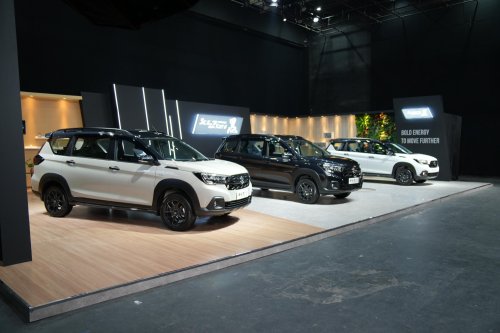 Suzuki , Resmi Dijual, Suzuki XL7 Alpha Kuro Tersedia Dalam Pilihan Warna Ini