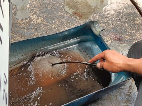 Bensin Tercampur Air di Tangki, Begini Penanganan yang Tepat