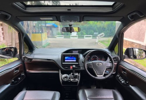 Toyota, Toyota Voxy, Gak Nyangka Harga Toyota Voxy 2019 Dijual Rp 280 Juta, Masih Bisa Nego
