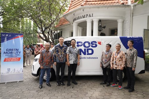 Wuling, Canggih! Puluhan Unit Mobil Listrik Wuling Jadi Armada Logistik Pos Indonesia