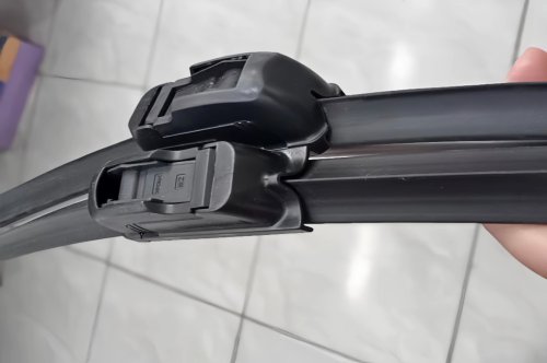 Wiper Mobil Cepat Aus Saat Musim Hujan, Bisa Jadi Ini Penyebabnya