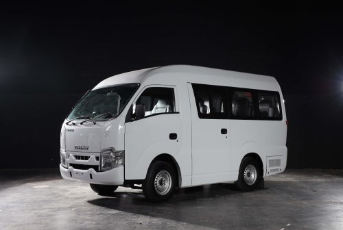 Isuzu Rilis Traga Bus , Pasar Travel, Ambulans Hingga Pariwisata Jadi Target