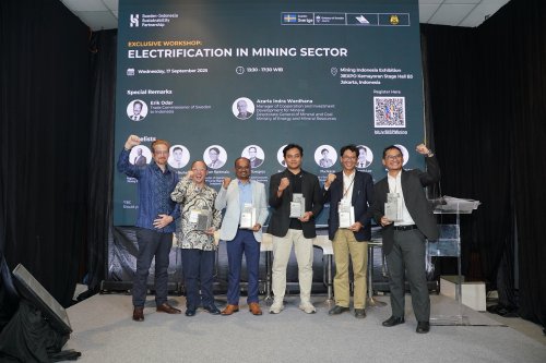 Pekan Kedua IEE Series 2025 Ditongkrongi Alat Berat Ramah Lingkungan, Ada Truk Listrik Bertonase 120 Ton