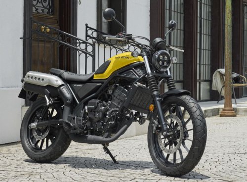 Honda, Oper Giginya Mirip Motor Bebek, Scramber Retro Baru Honda Ini Bisa Jalan 415 KM Sekali Full Tank