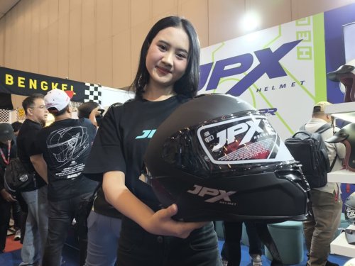 JPX Luncurkan Helm Full Face Baru di IMOS 2025, Harga Rp 800 Ribuan Sudah ECE 2206