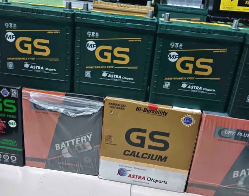 Mana yang Lebih Cocok untuk Harian, Aki Mobil Basah atau Kering?