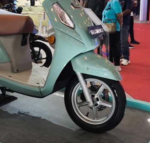 Suzuki , Tiga Fitur Nyeleneh di Motor Matic Terbaru Suzuki, Tidak Ada di Motor Lain
