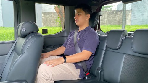 Begini Rasanya Duduk Di Jok Paling Belakang Honda Step WGN Hybrid