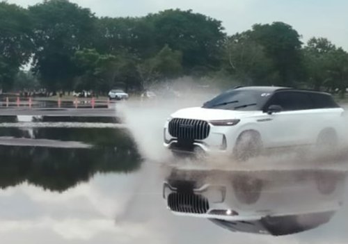 Mantap Test Drive Mobil SUV JAECOO J8 SHS ARDIS di ISDC Tangerang