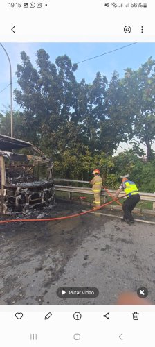 Bus Damri Terbakar di Tol Cikampek, Dugaan Awal Korsleting Kabel