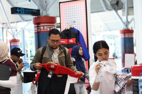 Berbagai Gerai Ramaikan Gelaran MotoGP Indonesia 2025, Bright Store Sampai UMKM