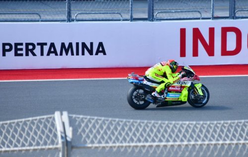 Sukses Angkat Citra Lombok di Mata Dunia, Begini Pujian Wisatawan Asing di MotoGP Mandalika
