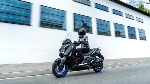 Yamaha, Selain 250 cc Ternyata Yamaha Punya XMAX Bermesin 125 Cc, Ini Ciri-cirinya