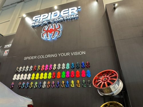Hadir di IMX 2025, Cat Spider Bawa Mobil Cakep Hasil Kolaborasi Dengan Gorfar Hilman Sampai Raffi Ahmad