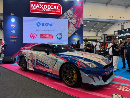Nissan | MaxDecal x SekuyaEVOS, Gabungkan Dunia Otomotif dan Esport Lewat Nissan GTR R-35