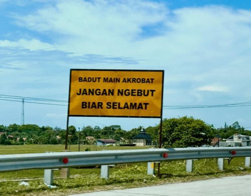 Eks Menkeu Sri Mulyani Ngakak Lihat Rambu di Tol Trans Jawa, Kata-katanya Menggelitik