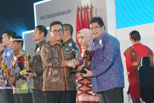 Toyota Raih Perhargaan dari Kementerian Perdagangan, Gara-gara Ini