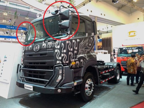 Berasa Berat Sebelah, Ternyata Ini Alasan Jumlah Kaca Spion Truk Sebelah Kiri Lebih Banyak Dari Kanan