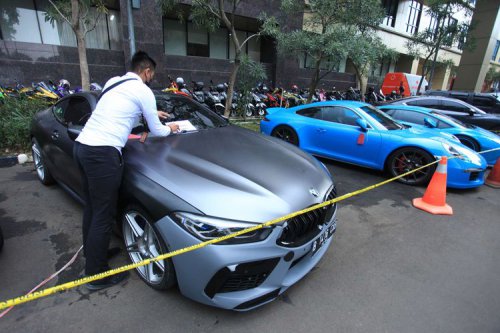 Porsche, Lamborghini, Total 10 Unit, Porsche, Lamborghini Sampai Ninja H2 Sultan Bandung Laku Dilelang Negara Rp 9,81 Miliar