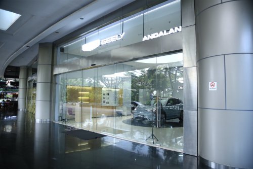 Geely, Sapa Orang Berduit Kemang, Andalan Motors Buka Showroom Perdana Geely di Lippo Mall Kemang