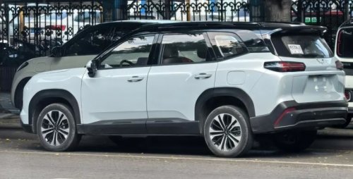 Mitsubishi, Mitsubishi Destinator, Wuling, Mitsubishi Destinator Waspada, Ini Penampakan SUV 7-Seater Baru dari Wuling