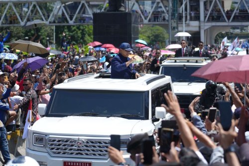 Prabowo, Disenggol Prabowo, Pindad Siap Buatkan Mobil Kepresidenan Transparan Full Kaca
