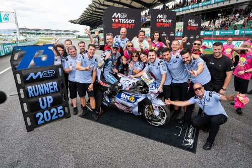 MotoGP, Gresini Racing Full Senyum, Amankan Dua Titel di Sprint Race MotoGP Malaysia 2025