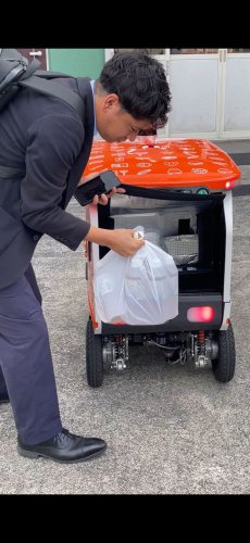 Suzuki , Canggih, Suzuki Membuat Robot Masa Depan Untuk Digunakan Sekarang