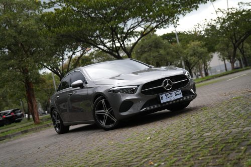 Mercedes-Benz, Mercedes-Benz C-Class, Ambient Light Mercedes-Benz A200, Serasa Berada Di Dalam C-Class