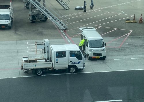 Mobil-Mobil Ini Siap Sambut Kamu Pas Mendarat di Bandara Haneda