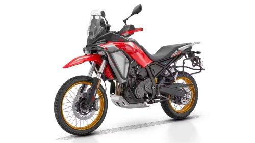 Pabrikan Tiongkok Pamer Motor Adventure Murah 2 Silinder, Harga Cuma Segini