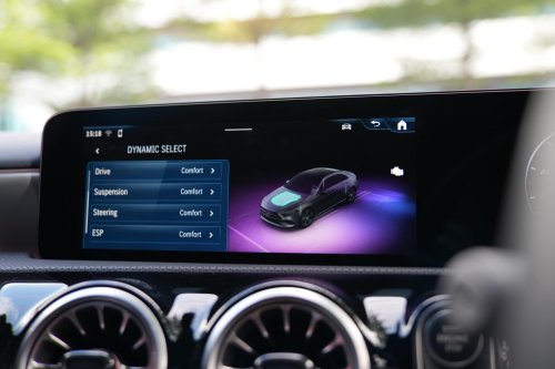 Mercedes-Benz, Nyetir Lebih Asyik, Mode Berkendara Mercedes-Benz A200 Lengkap