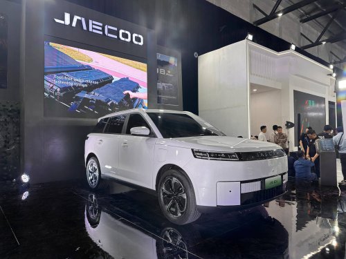 Jaecoo, Bikin Heboh Pecinta Otomotif, Jaecoo Umumkan Harga J5 di Makassar