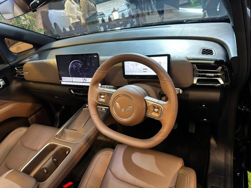 Wuling, Wuling Darion EV dan PHEV, Sama-Sama Punya Fitur Serba Praktis