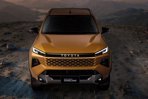 Toyota, Toyota Hilux, Tampang Keren Generasi Baru Toyota Hilux yang Baru Meluncur, Kini Punya Varian Elektrik